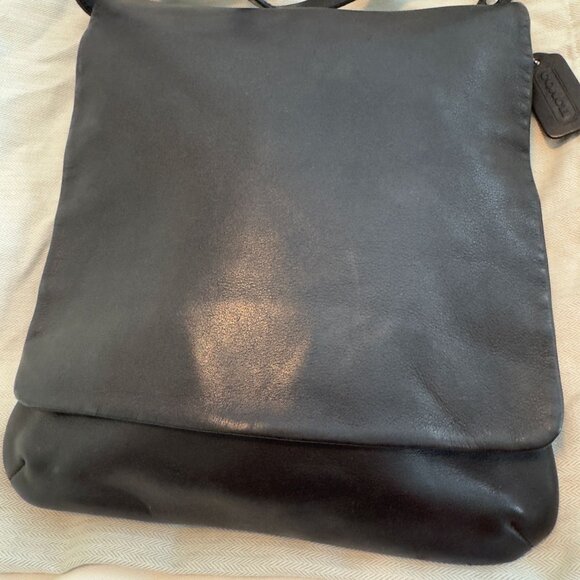 Vintage Coach Slim Large Messenger Crossbody Bag in Brown Leather - Picture 2 of 15